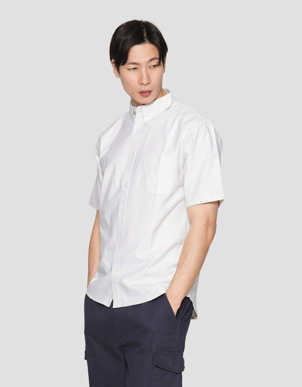 Classic Woven Oxford Shirt for Men - Casual Button Down Top - Image 2