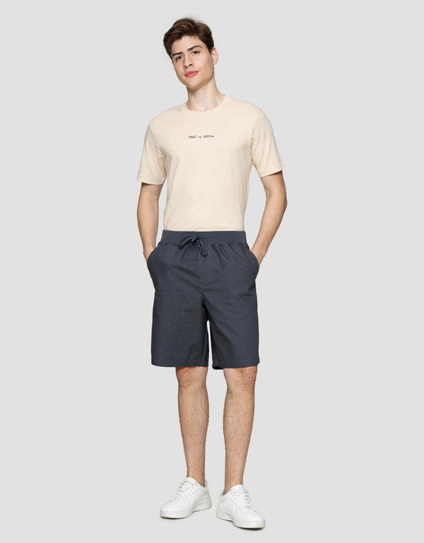 Men's Cotton Casual Shorts with Elastic Waist and Check Print - Image 4