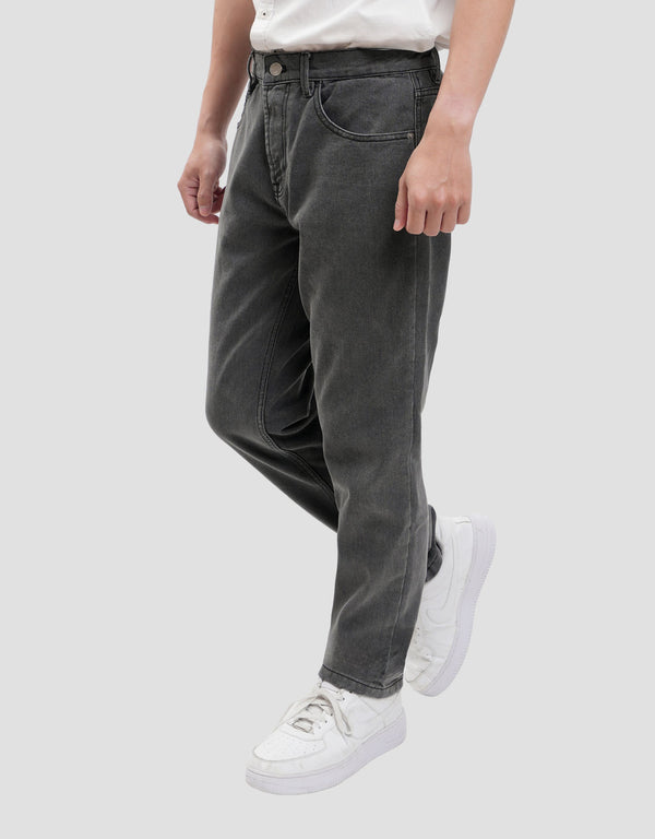 Men's Tapered Fit Denim Jeans - Casual Everyday Pants - Image 2