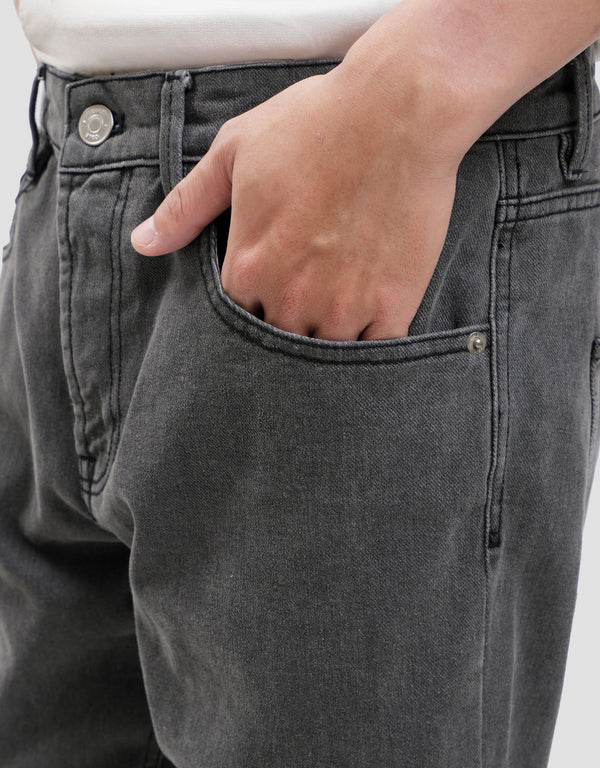 Men's Tapered Fit Denim Jeans - Casual Everyday Pants - Image 5