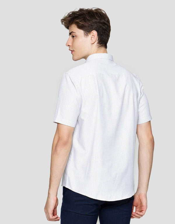 Slim Fit Casual Cotton-Polyester Shirt for Men - Image 3